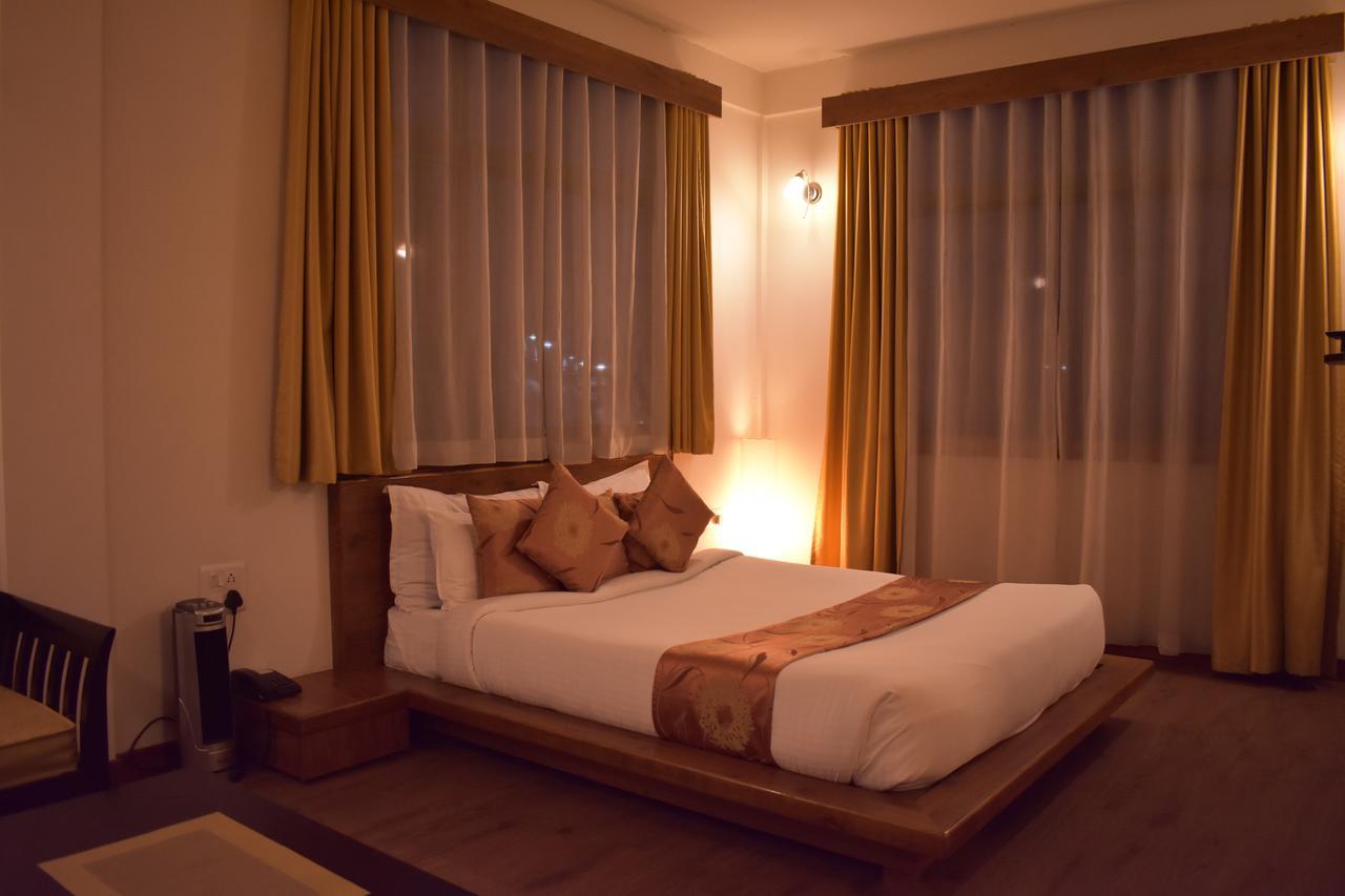 Kaizun Bed Breakfast Шиллонг Экстерьер фото