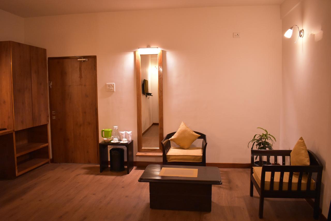 Kaizun Bed Breakfast Шиллонг Экстерьер фото